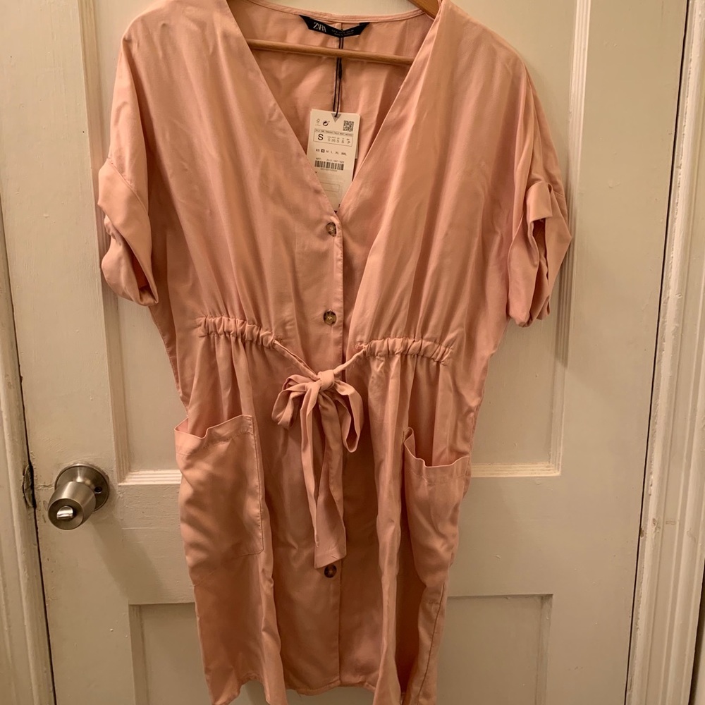 NWT Zara pink mini dress with cinches and pockets